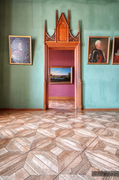 Burg-Hohenzollern-27-Flur.jpg