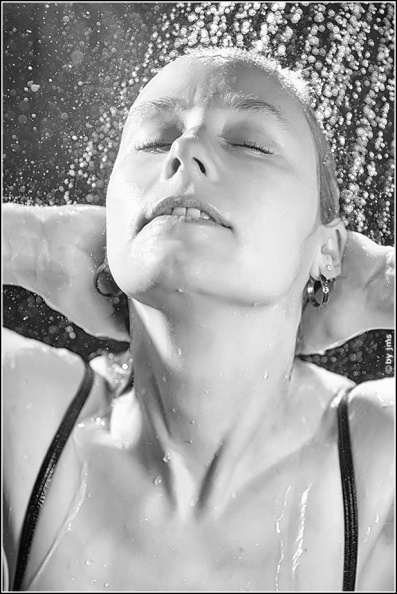 dusche_06_sw.jpg